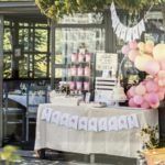 mesa-dulces-banderines-y-globos-rosa